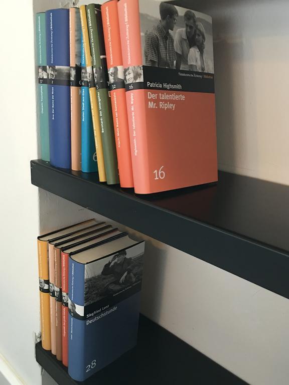 Square Rooms 8 Apartment *