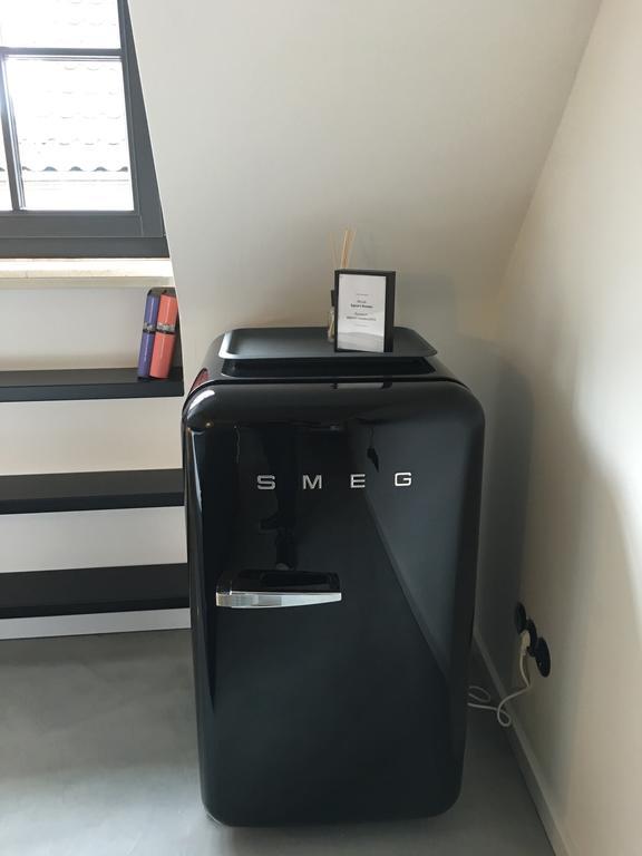 Square 8 Apartment *