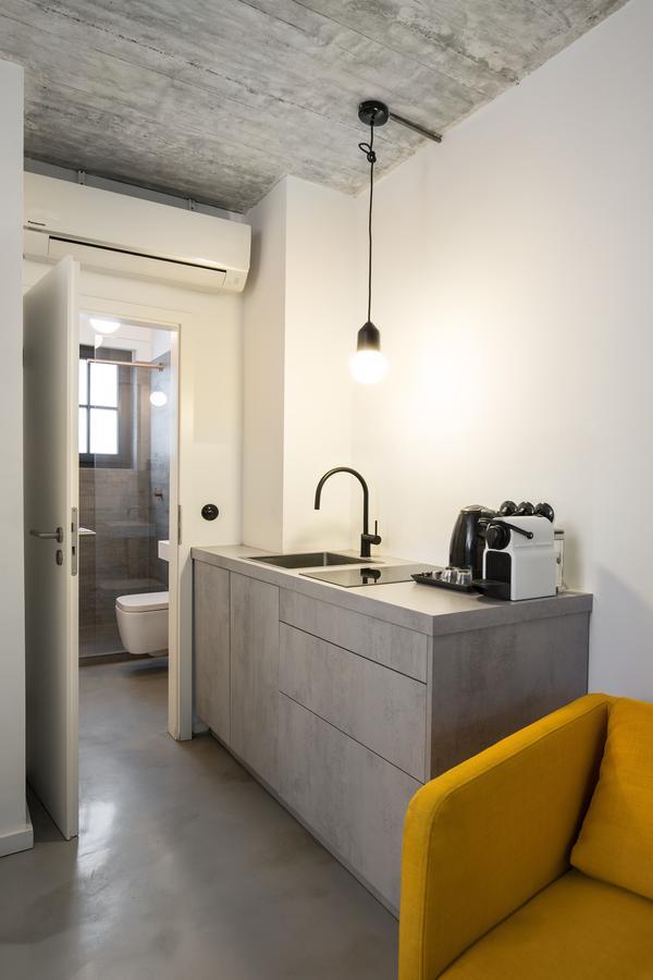 Square 8 Apartment